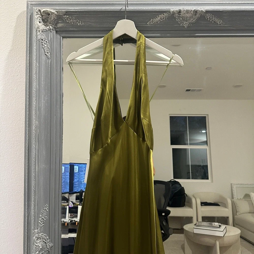 Reformation Daniela Silk Halter Maxi Dress in Pear Satin Evening Gown 6 - Picture 7 of 16